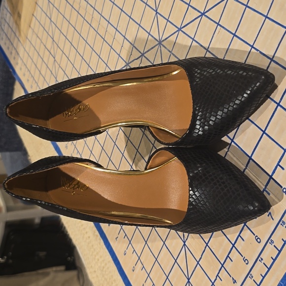 Elegant Black Stiletto Heels, sz 7.5 - Picture 7 of 8